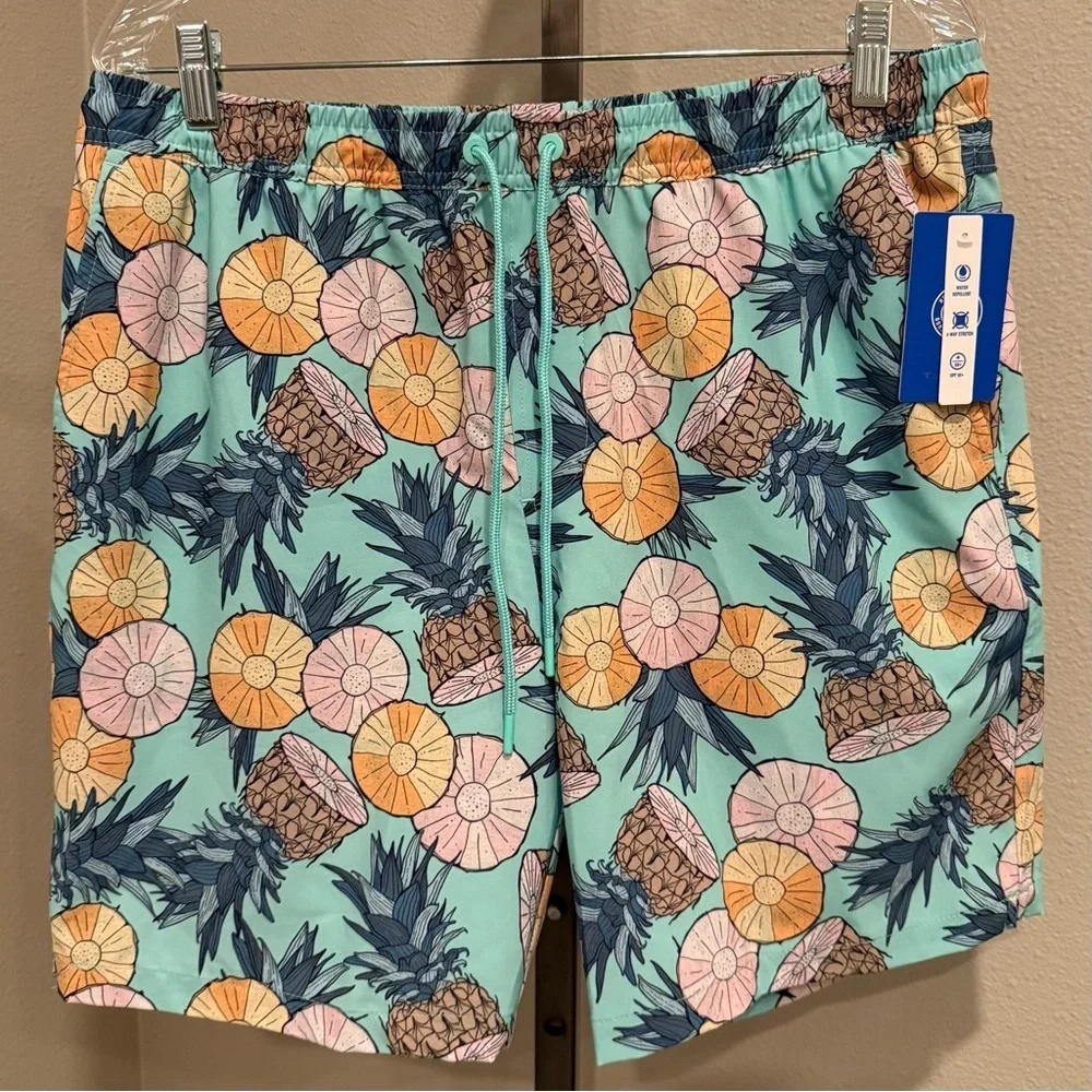NWT Hurley Phantom Poolside pineapple print swim trunks size men’s medium